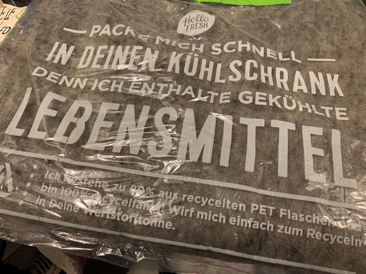 Tetrikus's tweet photo. @HelloFreshDE, da wir in der Schweiz keine Wertstofftonne haben, wie entsorgen wir die richtig und günstig? https://t.co/evgRwNVxgu
