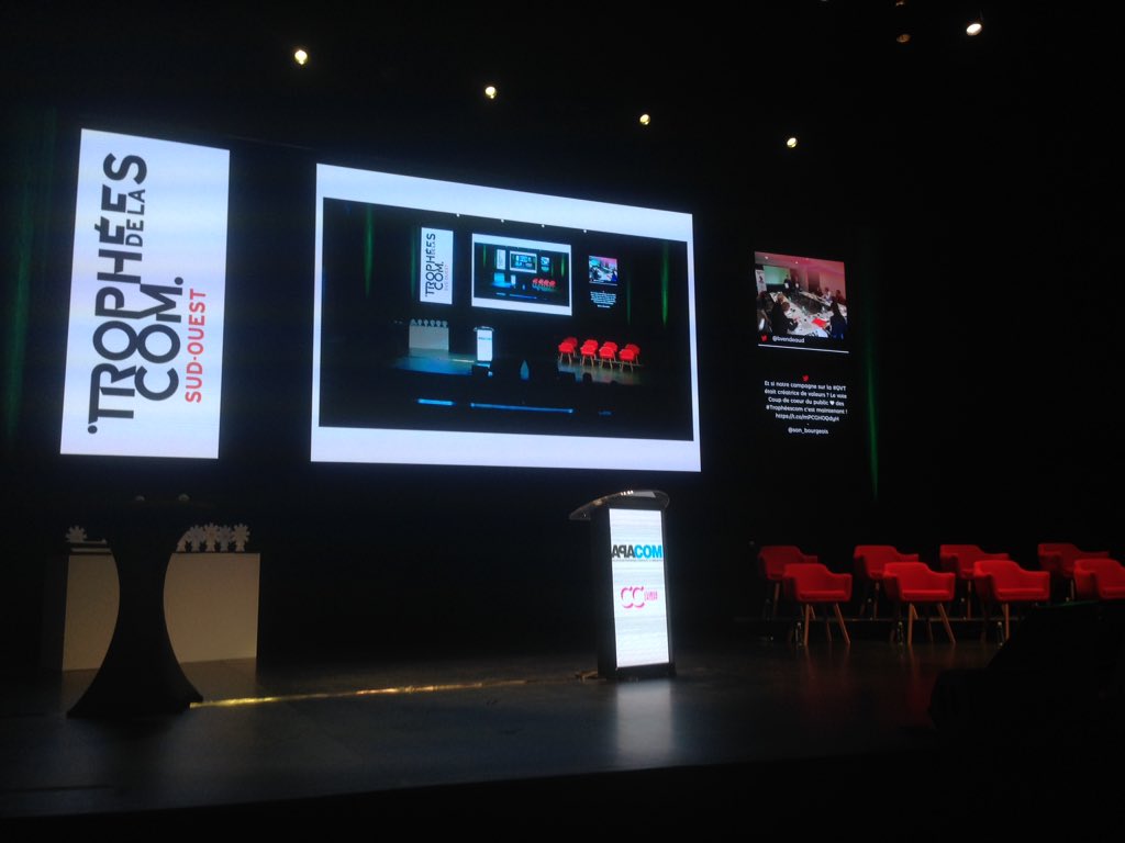 PatLemon's tweet photo. A quelques minutes du coup d'envoi des #Tropheescom 2018 de @APACOMaquitaine et @ClubComMP à Bordeaux que j'aurai le plaisir d'animer https://t.co/pJZLByjUGh