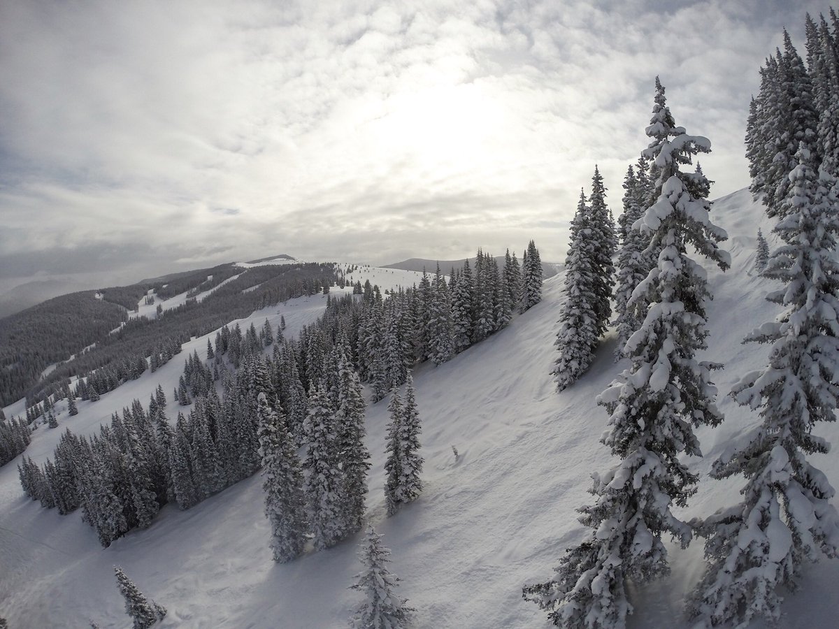 vailmtn's tweet photo. Following a historical opening day, we are opening 300 more acres of beginner, intermediate and advanced terrain to total over 900 acres so far this season! Northwoods (#11) and Sourdough (#14) will open Saturday November 17!
📸: @elpoyuki, Winter 2015
#Vail #SeizeTheSeason https://t.co/ZniBL6ovc1