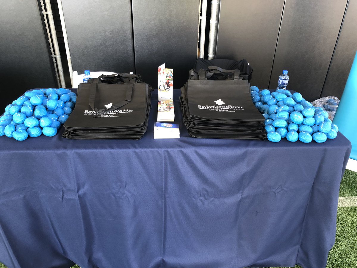 Stop by our #concussion table for a bag and stress brain! <a href="/bswhealth_STAR/">Baylor Scott & White at The Star</a> #TailgateAtTheStar