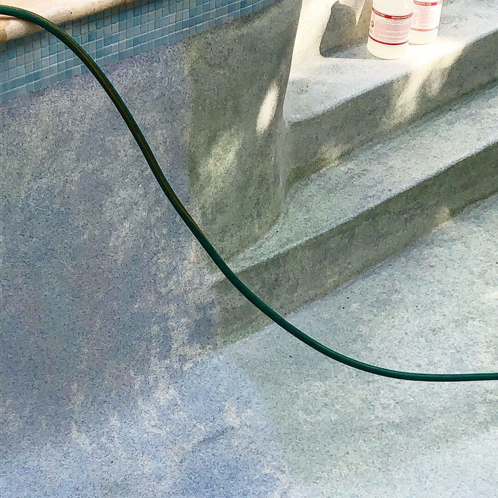 BestPoolsbyFarr's tweet photo. Quite a big difference! This is what a quick acid wash can do for your #pool https://t.co/IgCdbrkKkd