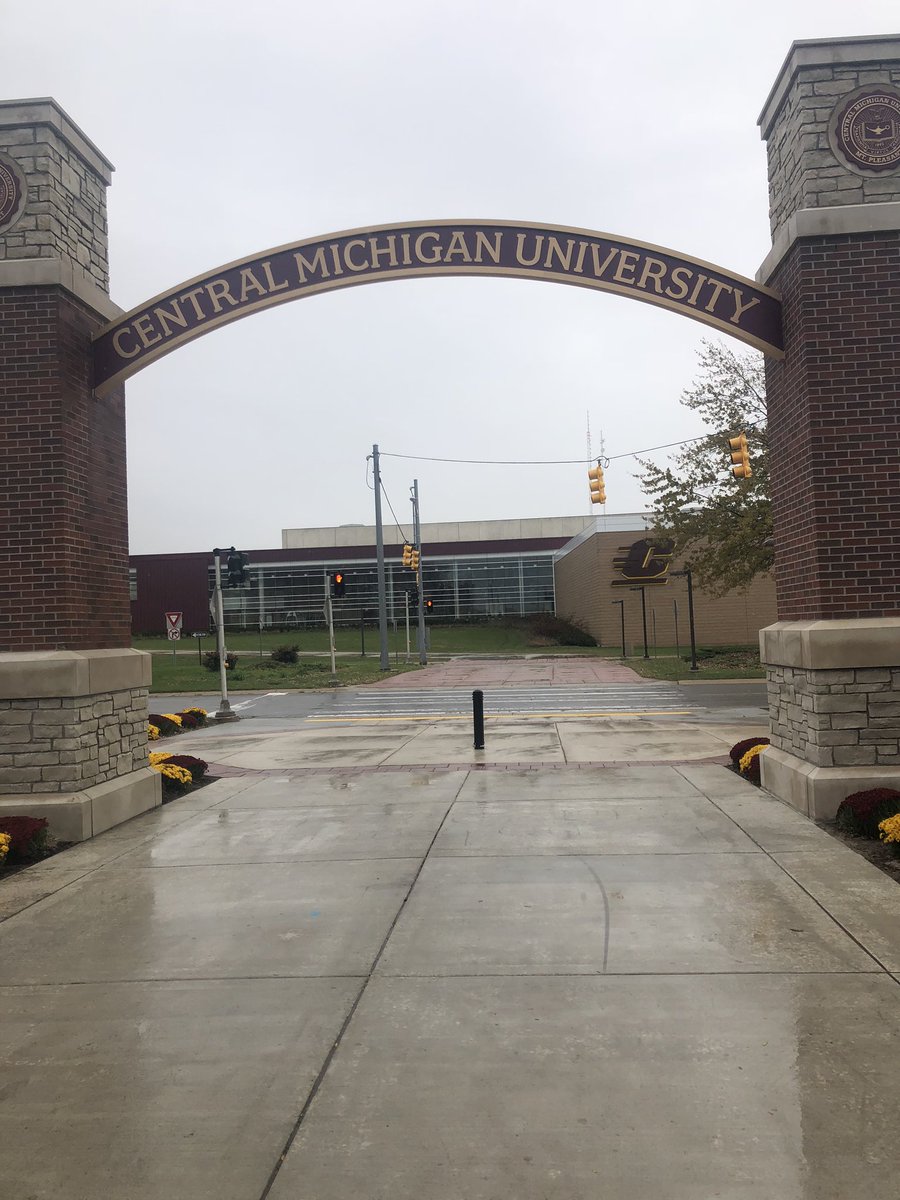 aliyah_boeve's tweet photo. so thankful to say I will b attending CMU to continue my education &amp; my track and field career! it’s been such a fun journey &amp; I wouldn’t b any where without the support &amp; love of my friends &amp; family! forever thankful for Coach Neal &amp; Coach Sam and all they have done for me:) https://t.co/2wS7yKYzhy