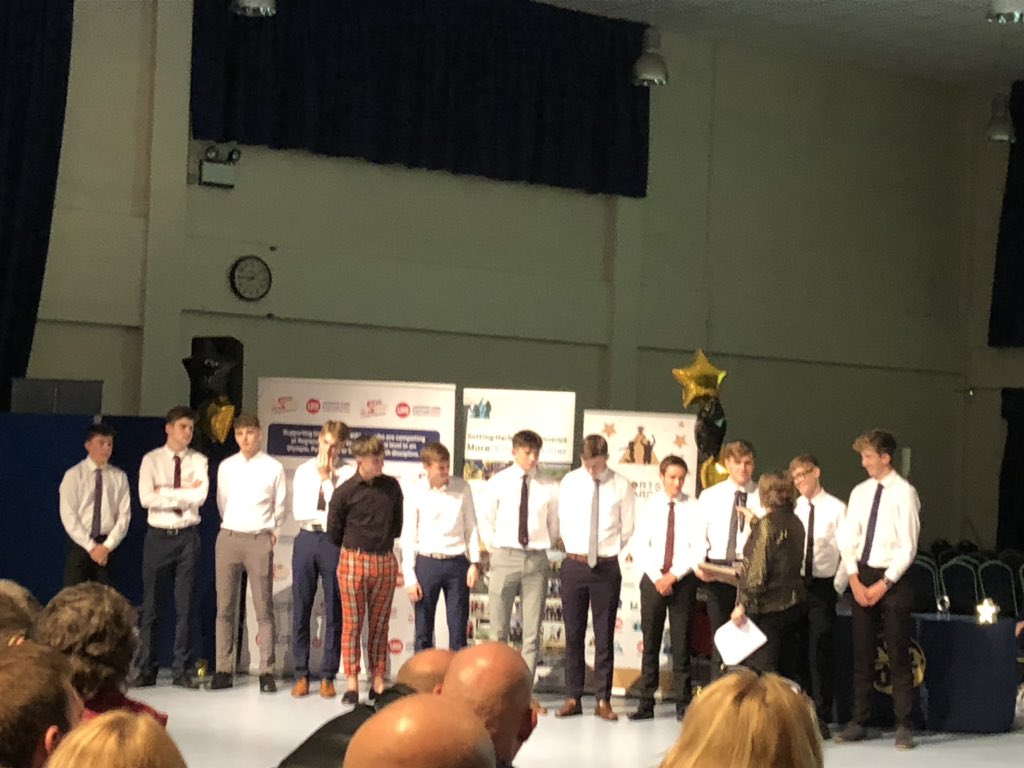 josiahhincks's tweet photo. Congratulations to Team of the Year @KibworthSchool Year 11 Football Team #HDSA18 @SportInHarb well done !! https://t.co/s6Mf7TXVqE