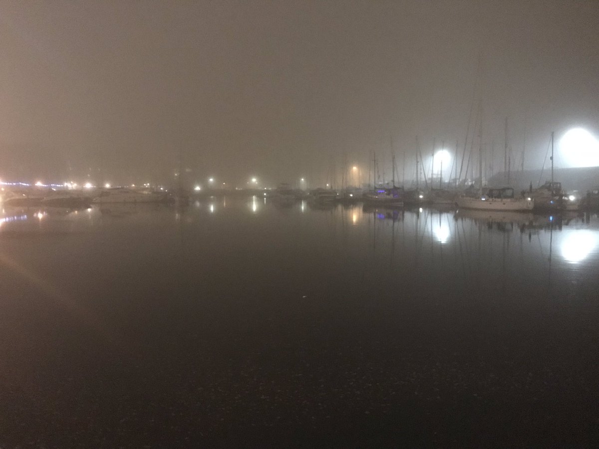 matthewday1988's tweet photo. A serene atmospheric mist in #Ipswich on the way home today. #ReflectiveWalk #Mindful https://t.co/piLoc3lDDT