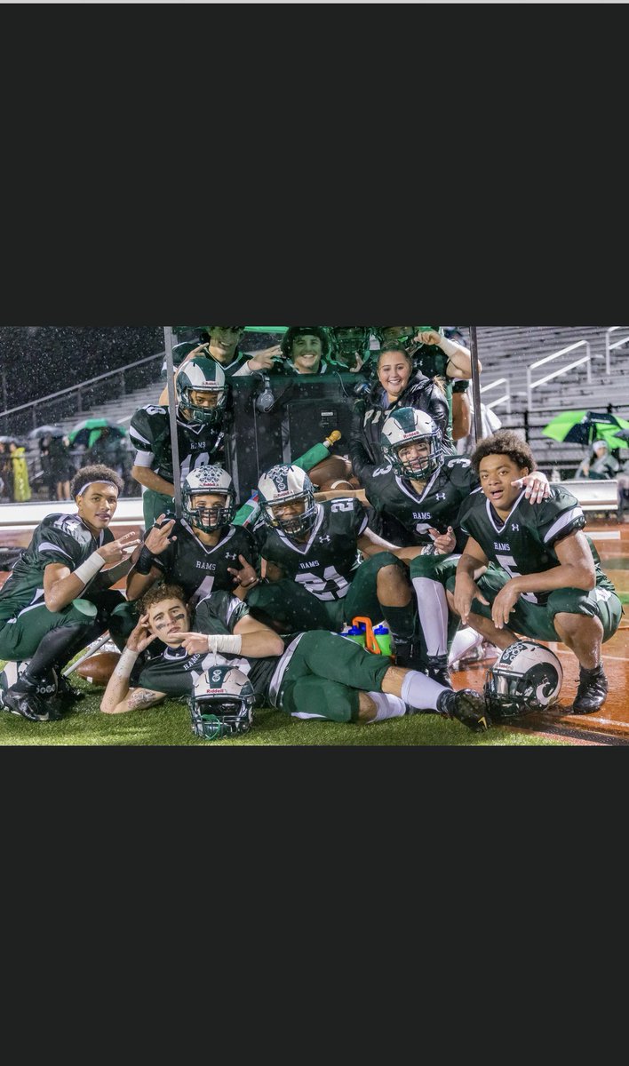 MarquesHolton_5's tweet image. Wouldn’t want to go to war wit nobody else💯 #chipchasing🏆