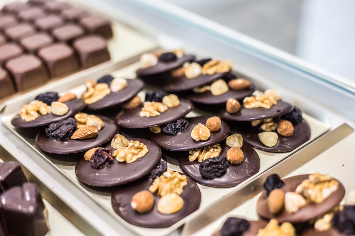 KC Santa Monica tweet media