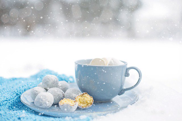 goodenergy_co's tweet image. The #FirstSnow has officially arrived in the Northeast! Keep warm with a cup of our #SmartCocoa and experience a difference in energy, focus and appetite! Did we mention it's only 25 calories? 

Shop now on revitalu.com