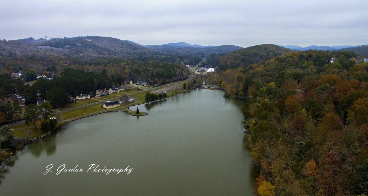 JefferyGordon4's tweet photo. @spann Cosby lake on a icy thurs morning https://t.co/MYxfMnG0VA