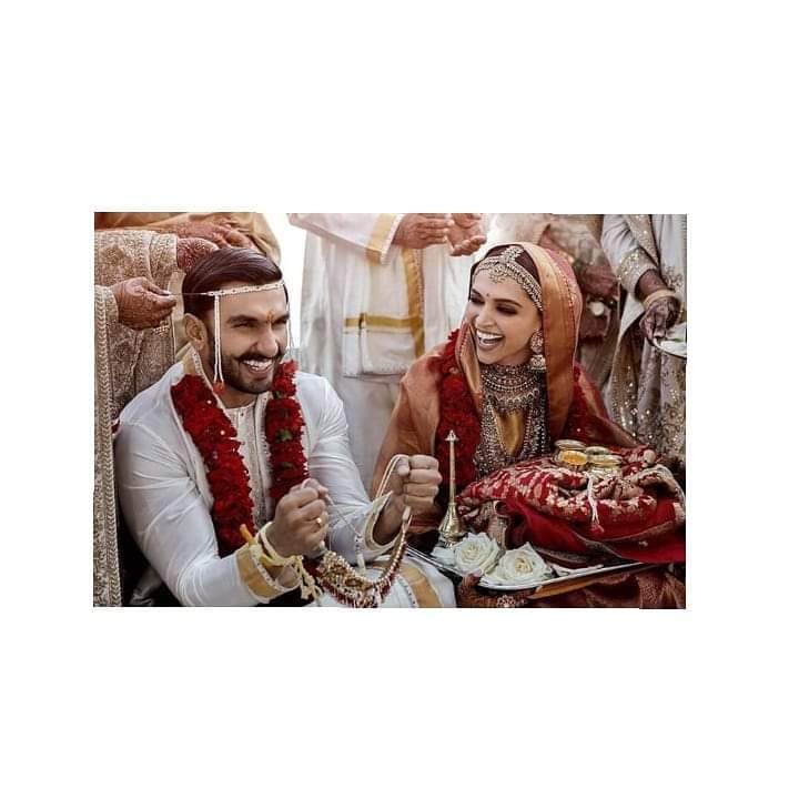 TanzinUrmi's tweet photo. #DeepVeerWedding👑
#Adorable♥ https://t.co/YH6QmWOpz2