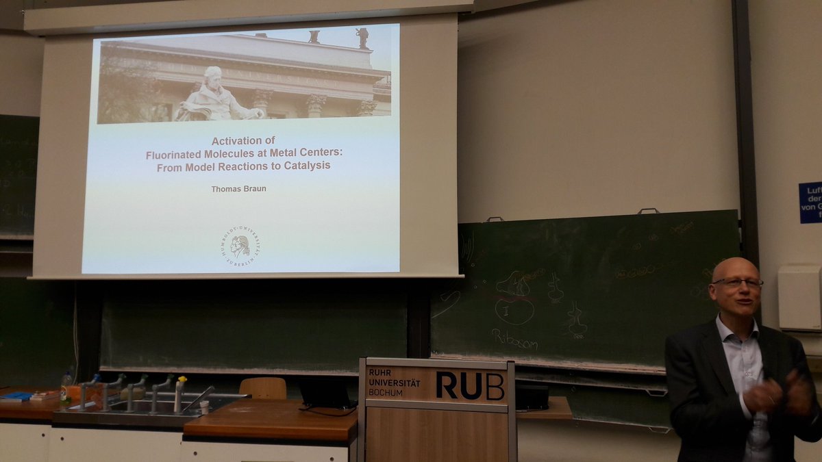 ViktoriaGessner's tweet photo. Exciting GDCh lecture by Thomas Braun from @HumboldtUni on #CFActivation at @ruhrunibochum. https://t.co/jJzT9h1HTu