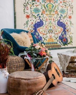 Pick your favorite seat! They are all comfy. 💙 Pictured is our Langley Chair that can be combined with the Mocksville Pouf. As featured in @ceremonymagazine. || Venue: @laventuraeventcenter | Planner: <a href="/eventsbycori/">Cori Sponagle</a> | Photography: <a href="/sarahmackphoto/">Sarah Mack Photo</a> | Film: @vpcustomfilmsFlorals…