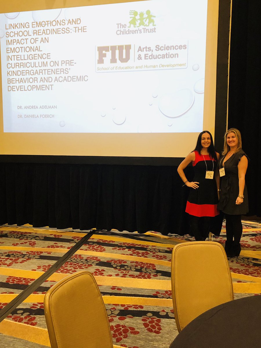 daniela_foerch's tweet photo. Sharing our research at the National Association for the Education of Young Children in Washington, DC ❄️❣️ https://t.co/rQMrHUb10D