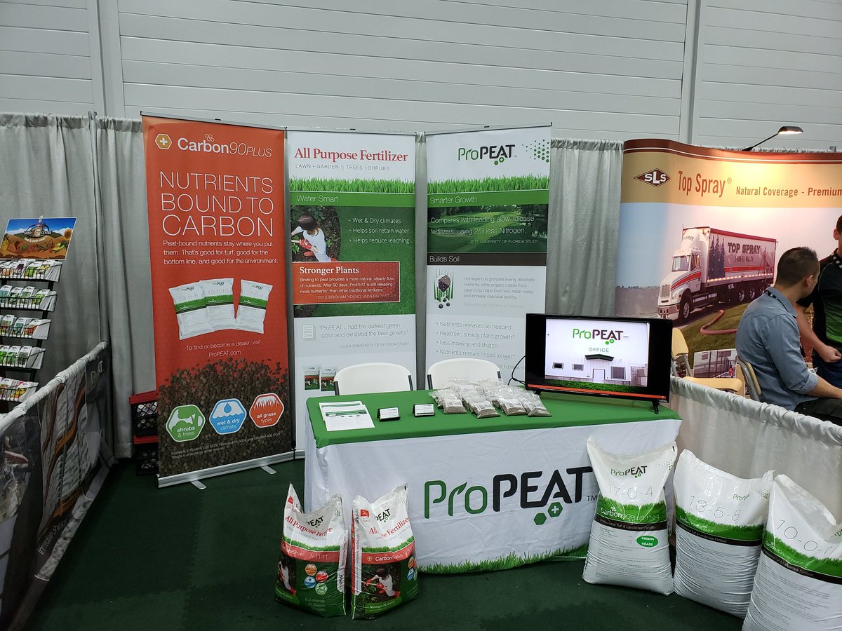 PeatPro's tweet image. We&apos;re in Canada this week! Landscapers and neighbors around Edmonton be sure to come visit us at the Green Industry Show and Conference with Altwin Distributors out of Medicine Hat! Booth #703 #GIS19 #GISC #edmonton #landscape #alberta #canada #propeat