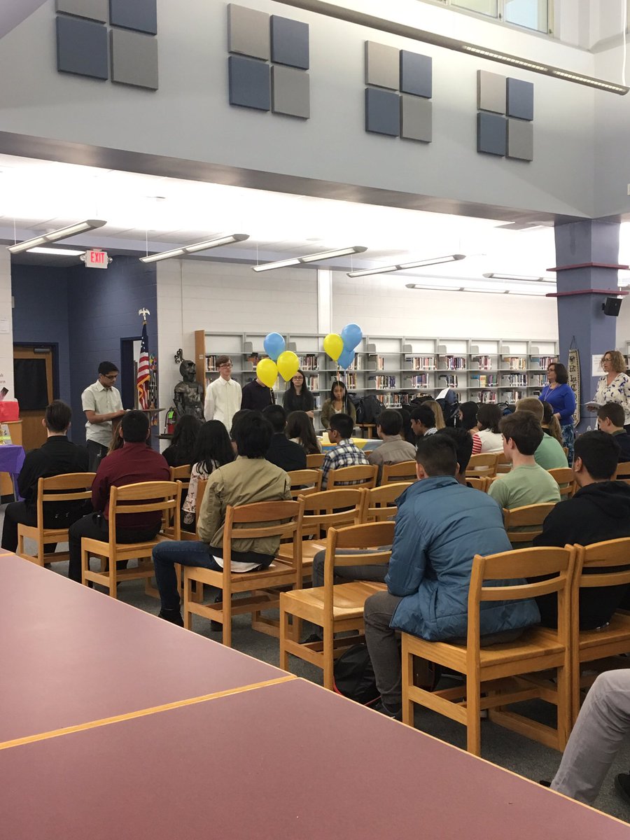 Proud of the math achievements of our students recognized by their induction into the Math National Honor Society!@Dr_ScottCascone <a href="/OBassistantsup/">Kathleen Hoeker</a> @OBSupCittadino