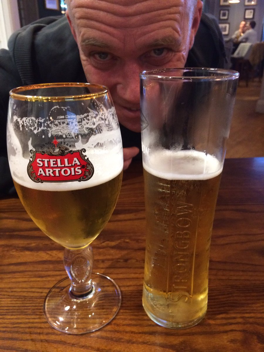 Holls1974's tweet photo. And so the rave begins!! Funny fact, me and @wellerlfc had to take painkillers before we set off !! #oldcodgers https://t.co/yOqwXzNi0N