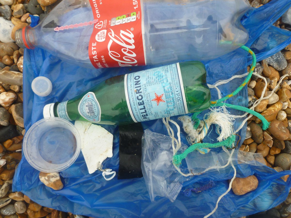 #beachcleanup Day 130

Plastic bottle- will take between 450-1000 years to break down in the ocean.

Plastic bag- at least 500 billion used each year, each one for 15 minutes on average.

Fishing gear- responsible for the deaths of 1,000 cetaceans every single day!

#plasticfree