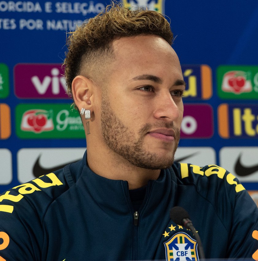Top 10 most Handsome football players in the World - Neymar