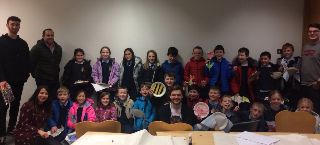 bridgetgk's tweet image. All the pollinator crew with their pollinators #BelieveInScience #scienceweek2018 #dkitscience #STEAM