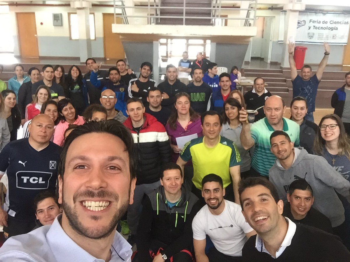 NachoDevitt's tweet image. Trabajo en territorio, cerca de aquellos que le ponen el hombro en cada provincia! @EducacionAR #Chubut #TDF #Neuquén