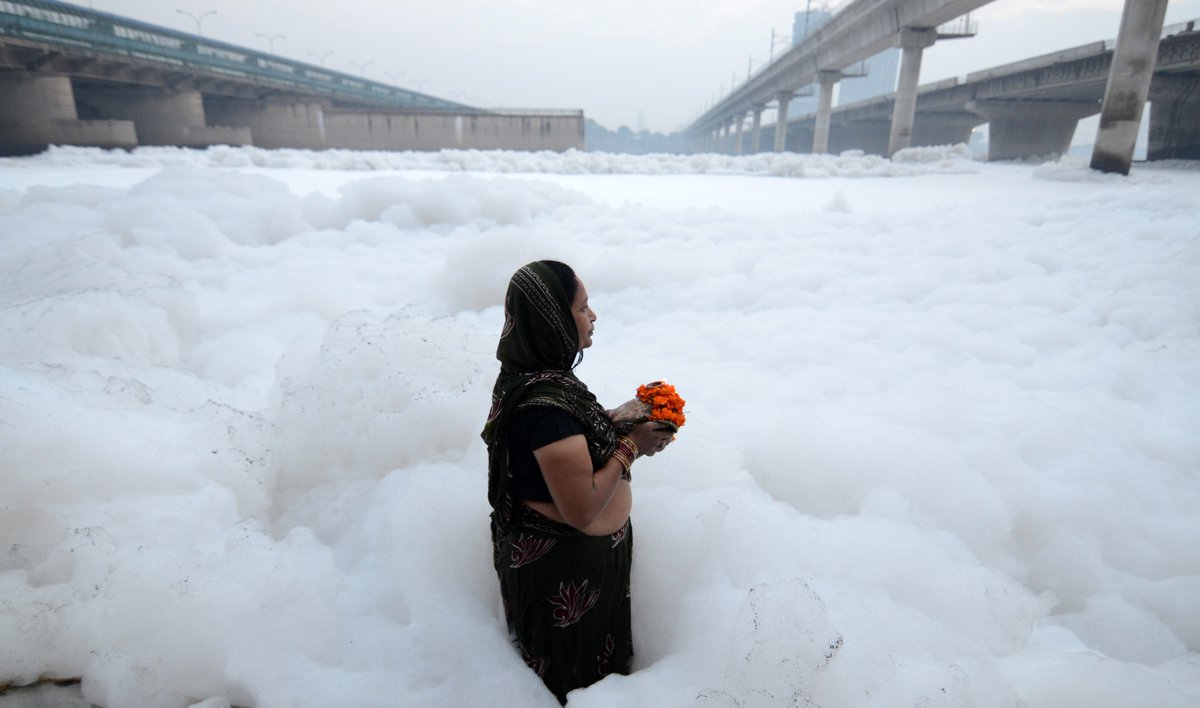 This is not a devotee offering Chhath in snowed down Montreal. This is Yamuna. Beyond the horror, lies something else.The world melts, and everything, even your health, becomes irrelevant, when you see God. If only Earth was like Faith - indestructible. (pic  @NewIndianXpress)
