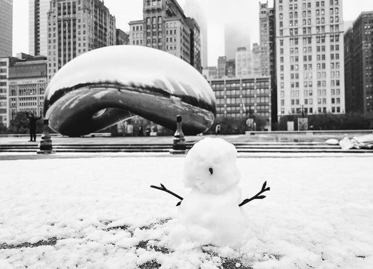 ChooseChicago's tweet image. Say hello to #FirstSnow fun ☃️

📷 guo.kelvin via Instagram