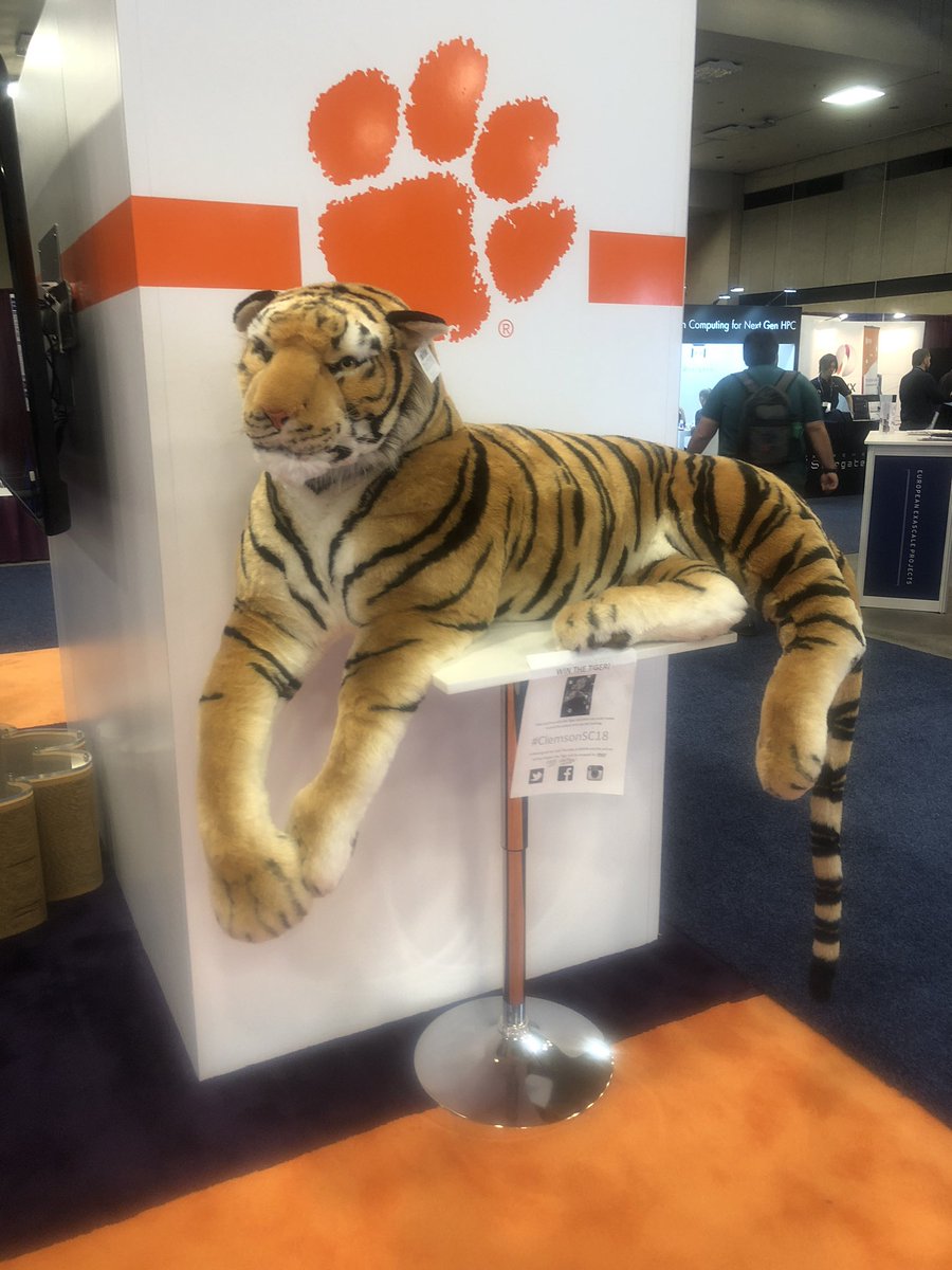 upwordz's tweet photo. Seen at #SC18!  #ClemsonSC18 https://t.co/ug3DCxmEcm