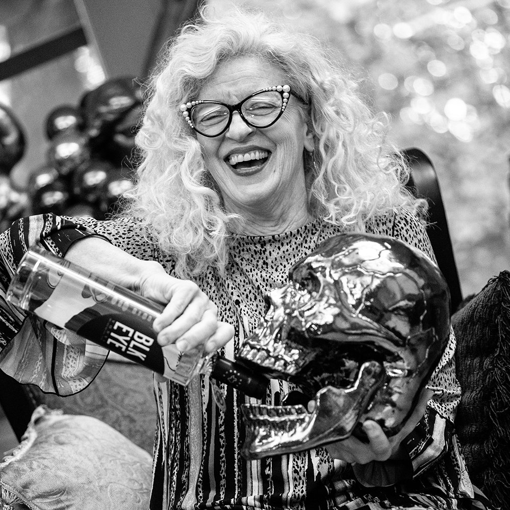 blackeyedco's tweet photo. Originality is about the unexpected. Just ask our new bottle artist Nancy Lamb, who has a knack for catching the true spirit of spontaneity. https://t.co/7zGoo2ntKi