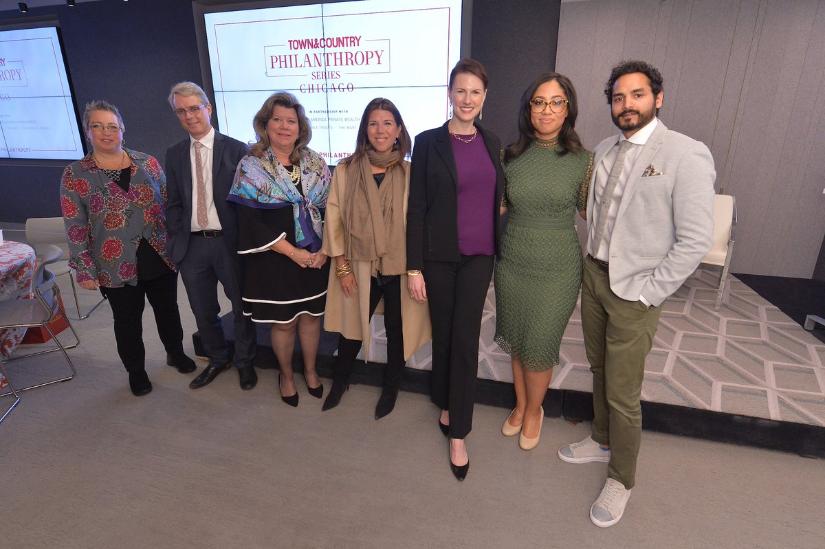 Yesterday, T&amp;C took over Chicago’s @LuxeHome_Chi for our 2nd Annual T&amp;C Philanthropy Series <a href="/MeganKashner/">Megan Kashner</a> @PewResearch <a href="/USTrust/">U.S. Trust</a> @therealstellene @chicago_beyond @embarcchicago: twnctry.co/LZ9d71S
