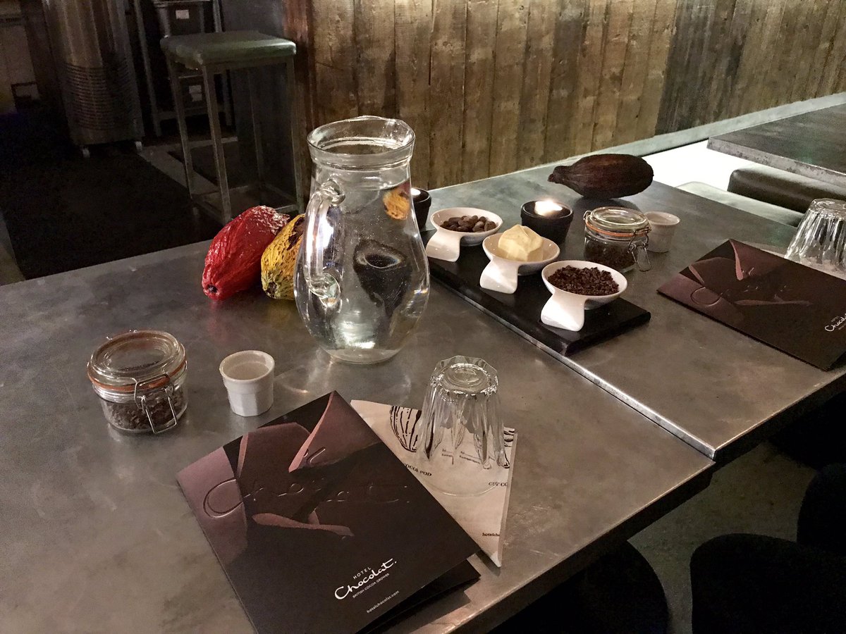 LauraF7x's tweet photo. Had an amazing day @hotelchocolat #schoolofchocolate cannot recommend the bean to bar experience enough! Dominic &amp; Becca were brilliant. Thank you so much! 😋 🍫 #chocolate #anotherstringtomybow https://t.co/P49awcJ5m4