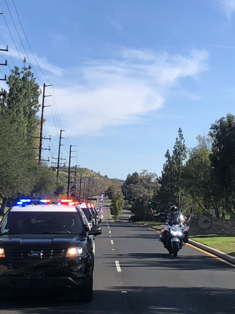 Honoring Sgt. Helus. #LAPD motorcade en route to funeral services. #EOW #ThinBlueLine #RonHelus