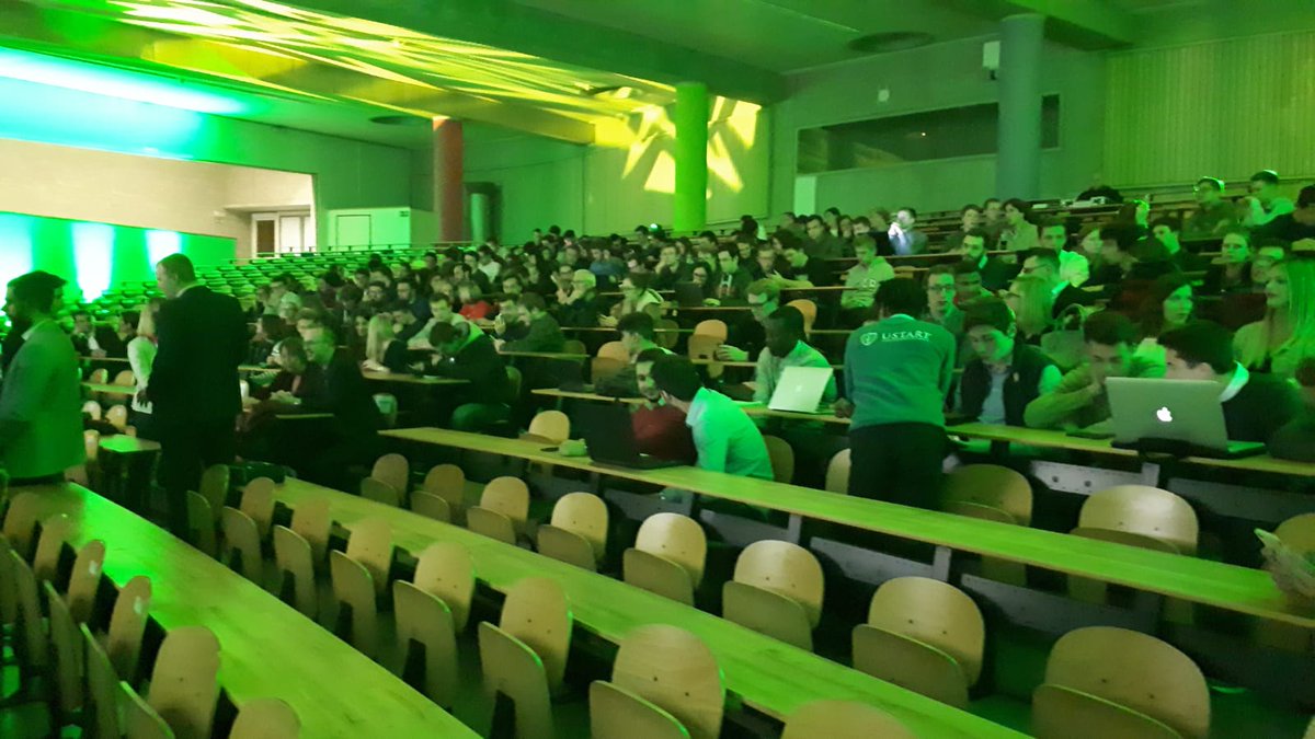 Gén. entreprenantes (@gentreprenantes) on Twitter photo 230 inscrits pour la conférence <a href="/UStartClub/">UStart Entrepreneurs</a> sur la transition énergétique.
#entrepreneuriat 230 inscrits pour la conférence <a href="/UStartClub/">UStart Entrepreneurs</a> sur la transition énergétique.
#entrepreneuriat