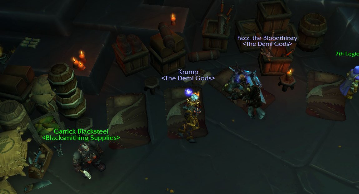 krumpwarcraft's tweet photo. quick nap before raid https://t.co/ggxuoDjQaL
