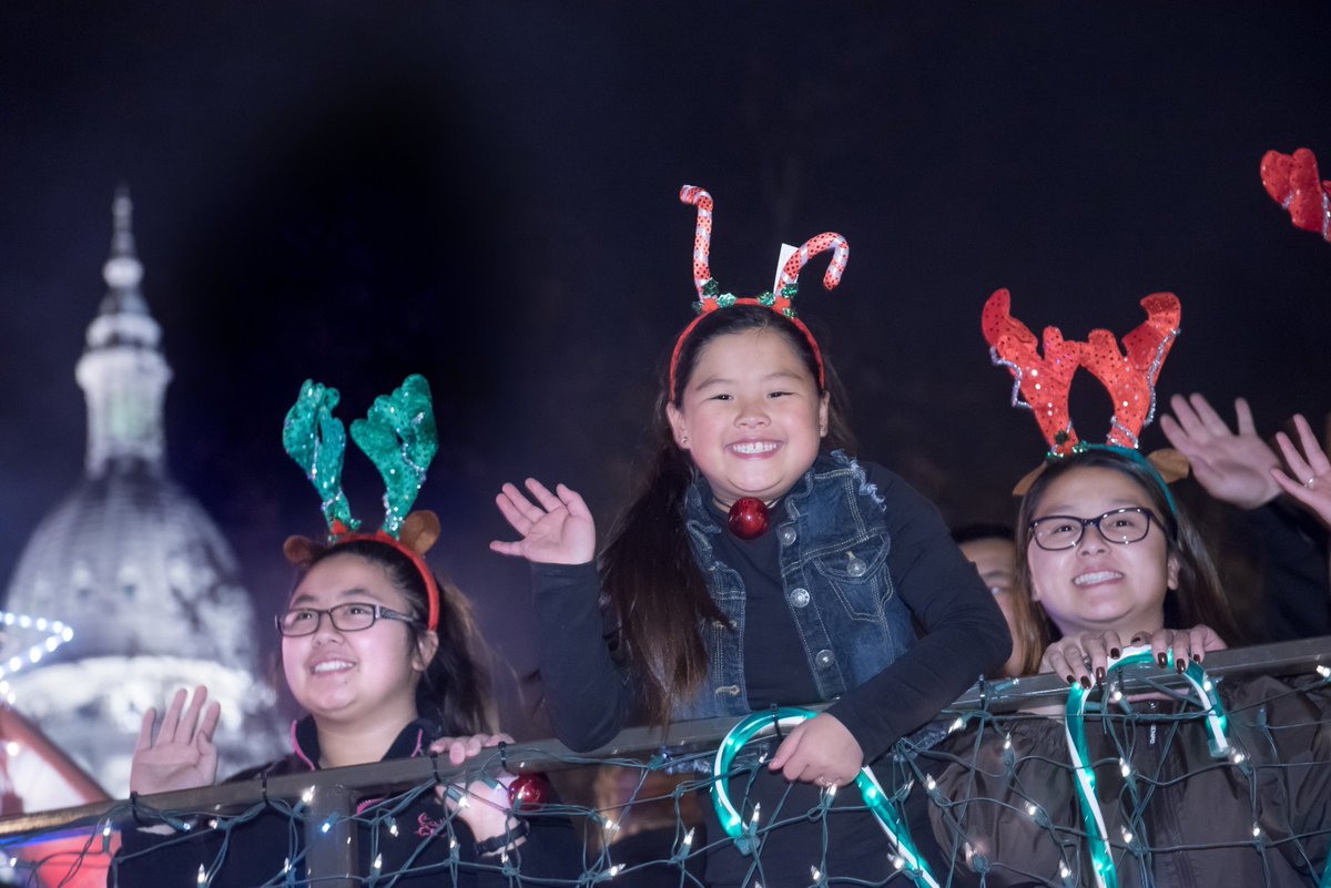 SilverBellsLans's tweet photo. Thank you for kicking off the holiday season with us! https://t.co/ASNGxaVcrP