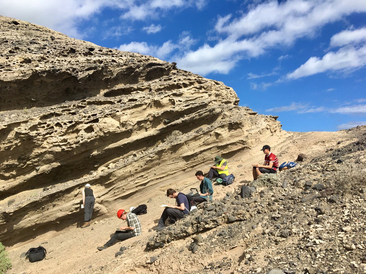 gusolidearth's tweet photo. A fantastic day with @UofGGES #geology #students investigating monogenetic volcanism on #Tenerife 

#uofglasgow #volcano #fieldwork #canaries https://t.co/d2Agje2wjg
