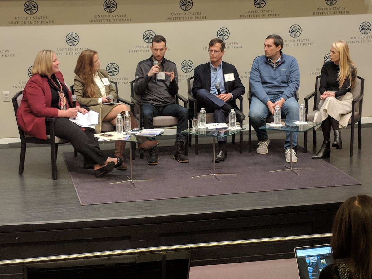 OnlineSafetyX's tweet photo. Lots of good stuff from this moderation panel at #fosi2018 that could be ported to regulation conversation. Specifically ways to engage community and manage safety at scale. https://t.co/fzWcyLUl0W