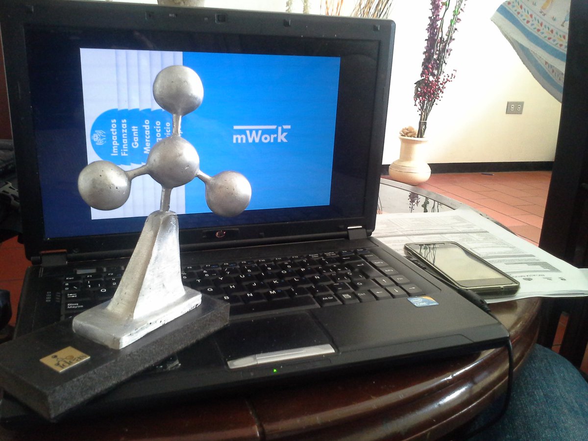 Todo comienza StepByStep y con mucha dedicación.  Hoy es un gran honor ser finalista @concursoideas y ese gran equipo. Esto tan sólo empieza