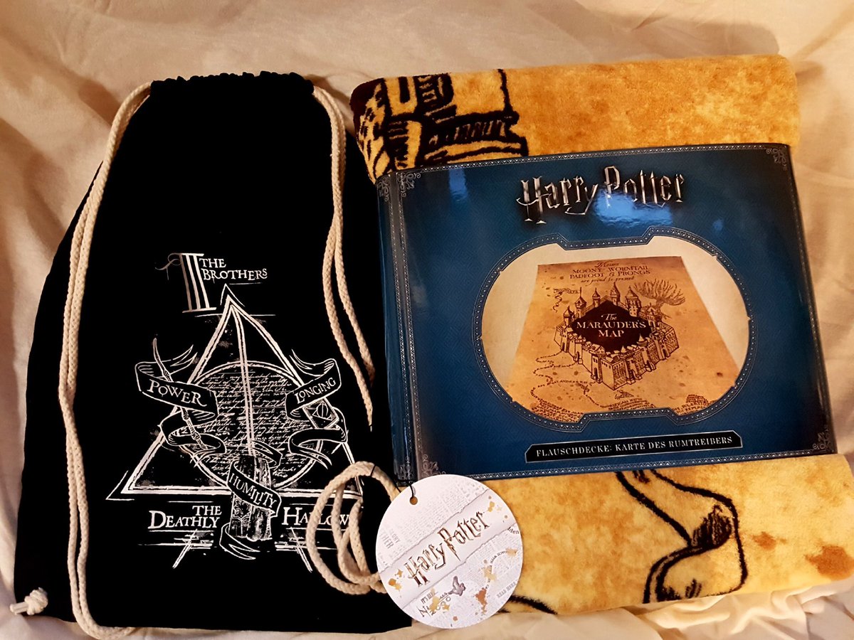 HPFCde's tweet photo. GEWINNSPIEL! „Phantastische Tierwesen: Grindelwalds Verbrechen“ ist gestartet: Wir feiern mit der Verlosung eines Fanpakets von @Elbenwald! Folge &amp; retweete zum Gewinnen und antworte mit deinem Lieblingstierwesen und deinem HP-FC-Haus. Teilnahmebedingung: https://t.co/dMuSCUL6lm https://t.co/fNpirkc0MC