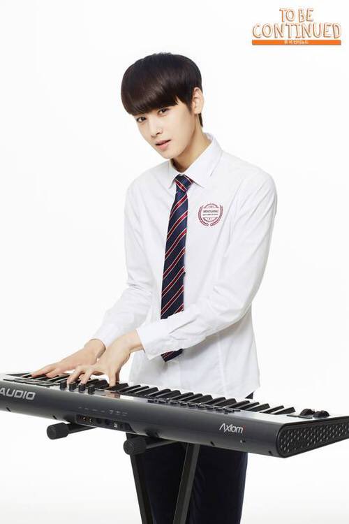JuLeo_Project's tweet photo. 🎹💖

#eunwoo #eunwooastro #chaeunwoo #astro #kpopgermany #jlproject #JuLeo ~ Juli🐼 https://t.co/ivNIF31yXC