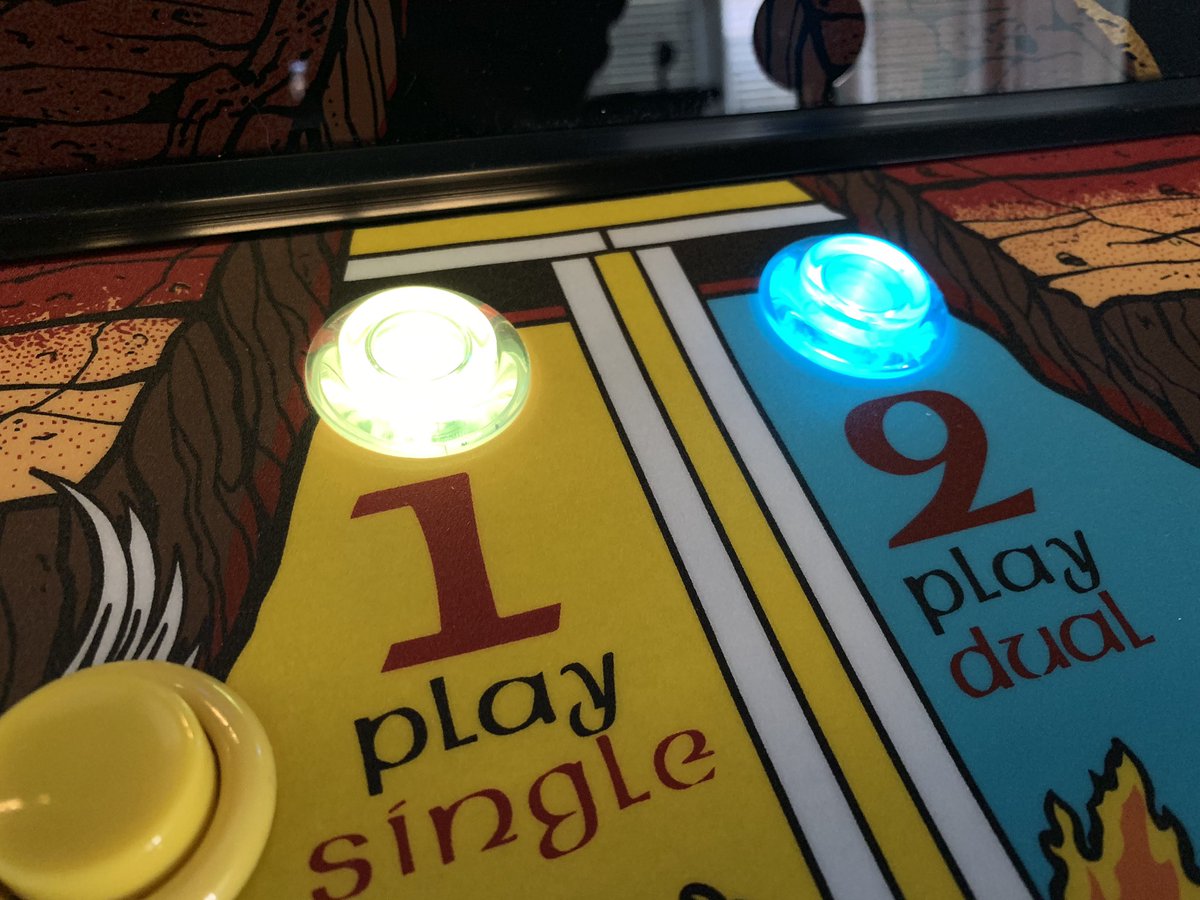 90minutetape's tweet photo. And now they’re switchable. Started at 12:05 PM and finished at 12:57. #Joust #MultiGame #JROK https://t.co/31TlTG0IYm