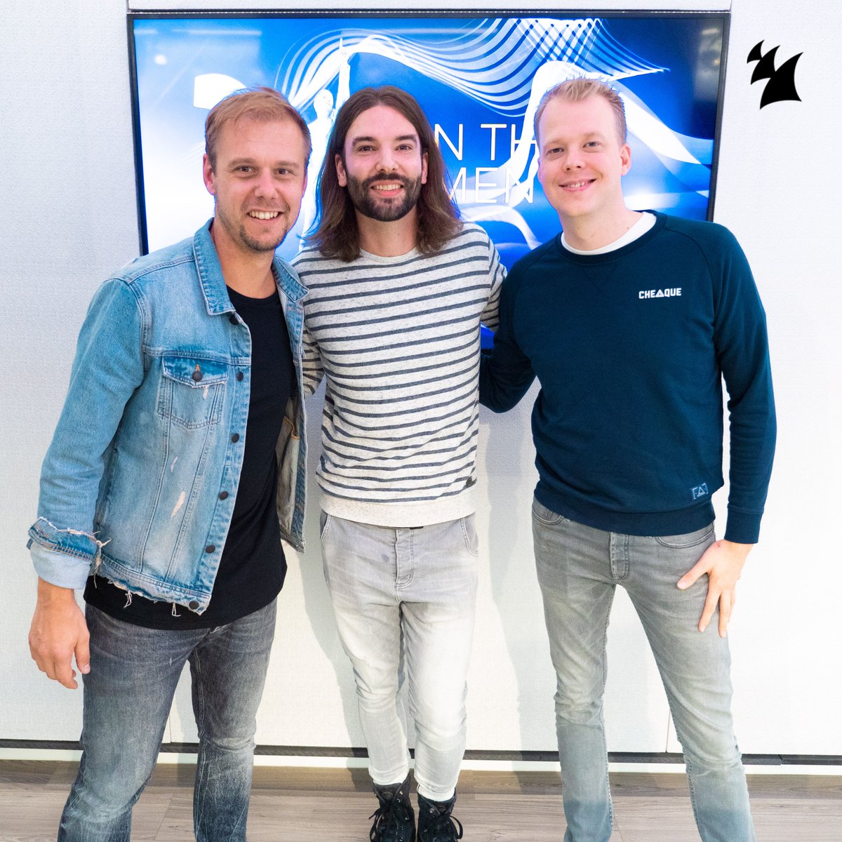 avbstuff's tweet image. Tw AvB: RT @Armada: And we're live with a new episode of @asot! Make sure to tune in: bit.ly/2B7bziT #WeArmada #ArmadaMusic #ASOT890