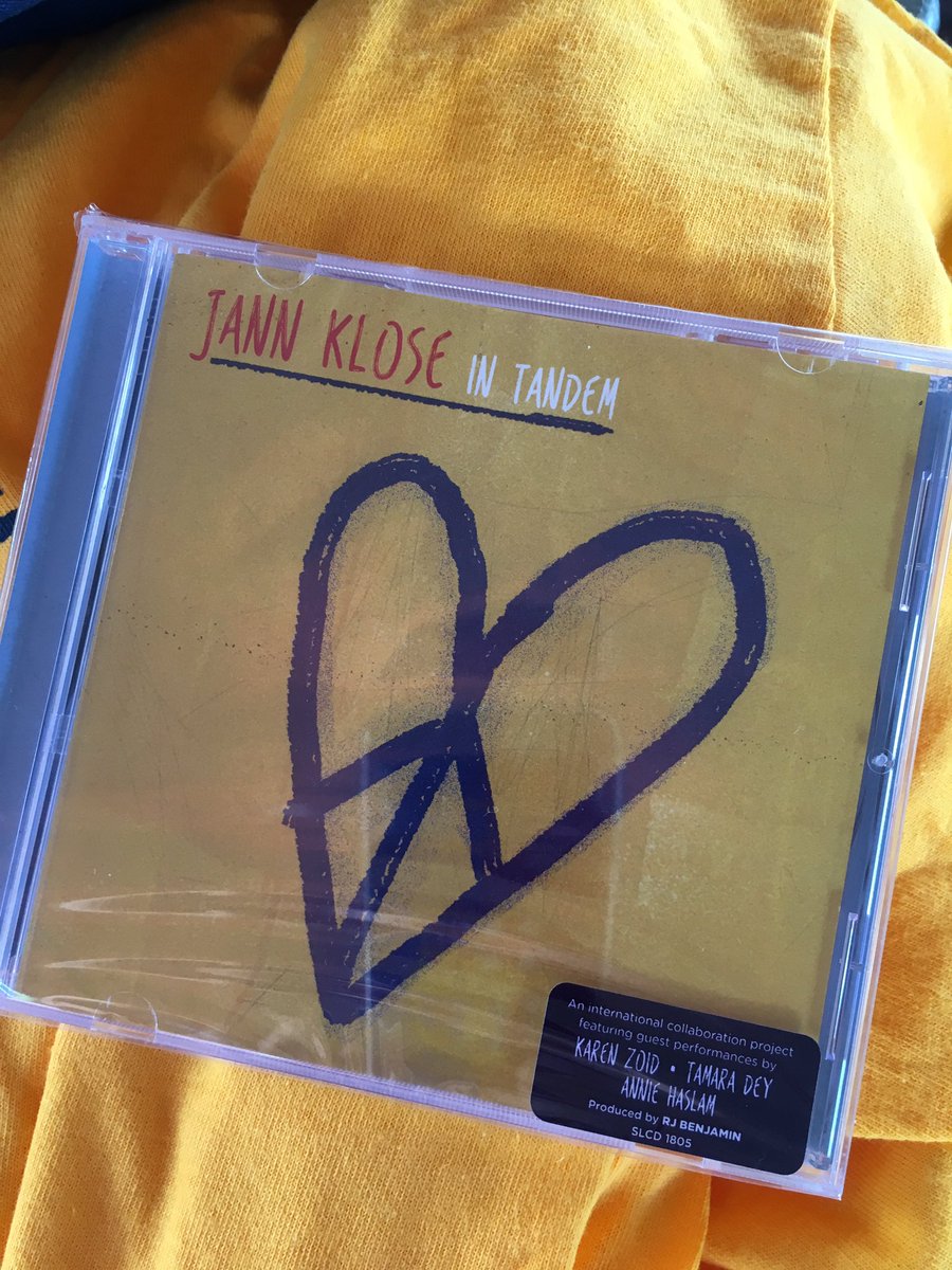 MartinMyers's tweet photo. With @JannKloseBand tonight prior to @caferoux1 show @GalloRecordsSA distributes his album in 🇿🇦@OptimisticRose spread the word please @james_online @karenzoid @tamaradey @RJBenjamin all feature on album. Album came about at #mex17 songcamp @musicexchange @blueviewsvillas https://t.co/suocFwvxg0