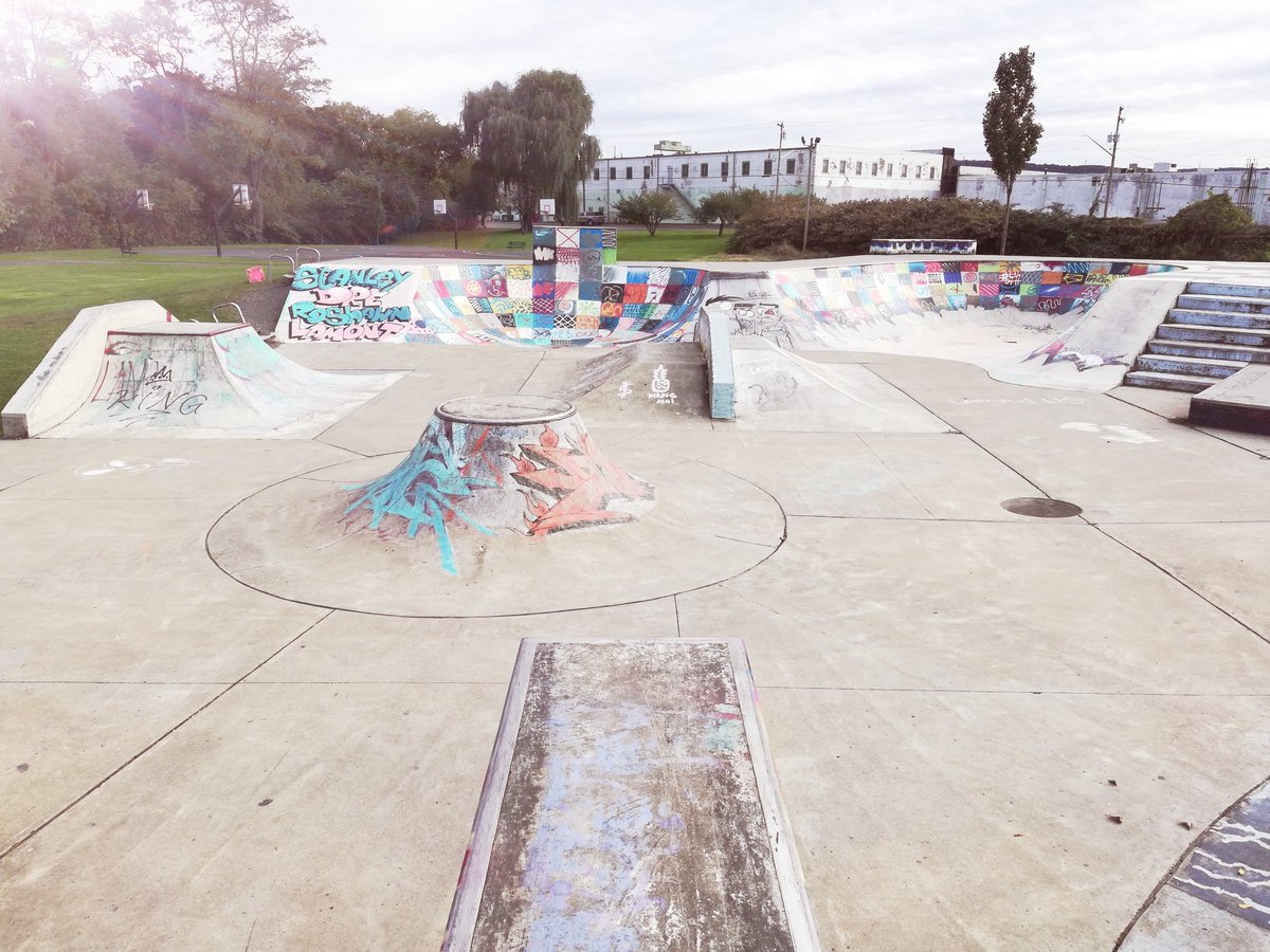 SoTierPTECH's tweet photo. “I chose my photo to show the art, culture & beauty of Cheri Lindsay Skate Park. Spending time at the park for years, it is a part of my good life.” -Zach Sarvey, @CVCSDWarriors senior, @sunybroome Computer Technology major, & 1st place photo @Broomeisgood 🥇#goodisachoice https://t.co/Fd1OsJdKTf
