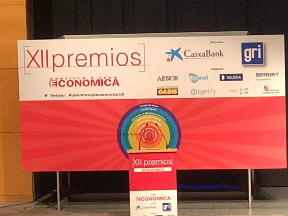 Desde Todo Embalaje queremos felicitar a todos los premiados hoy en #premioscyleconomica18. ¡Enhorabuena!