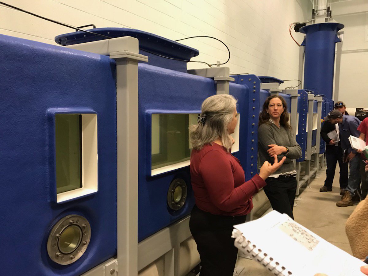 Chris11915217's tweet photo. In ESCI654 we went to the Ocean Engineering Laboratory to learn how waves affect mixing and transportation. The new water flume (picture below) simulates the hydraulic conditions of the deep ocean or a river bed. Interested to see the studies that use this new device!#AquaEco2018 https://t.co/ERHRGgCTiW