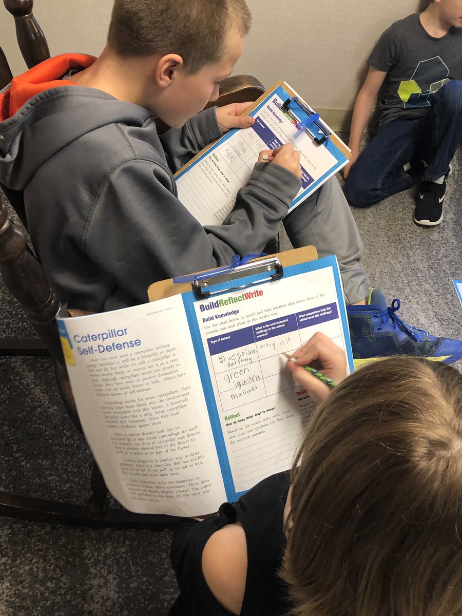 MrsLaMottGrade3's tweet photo. Working on PROVING our answers with details from the story! 🙌🏻 #hlwwlakers #hlww #3rdgrade #benchmarkadvance #provingouranswers #lookbackinthestory #partnerwork https://t.co/SWcFyjlZVU