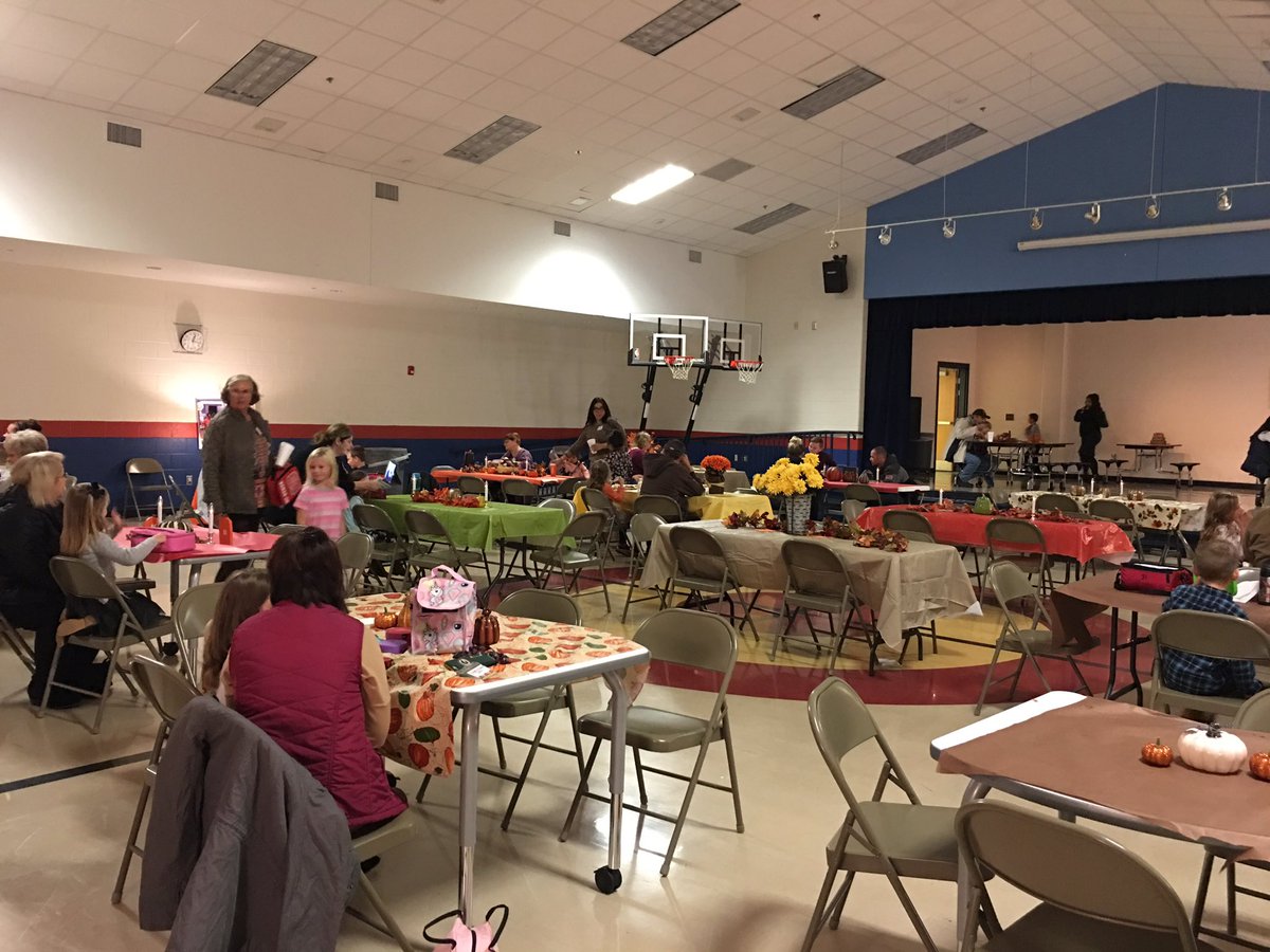 Christa Graff tweet media