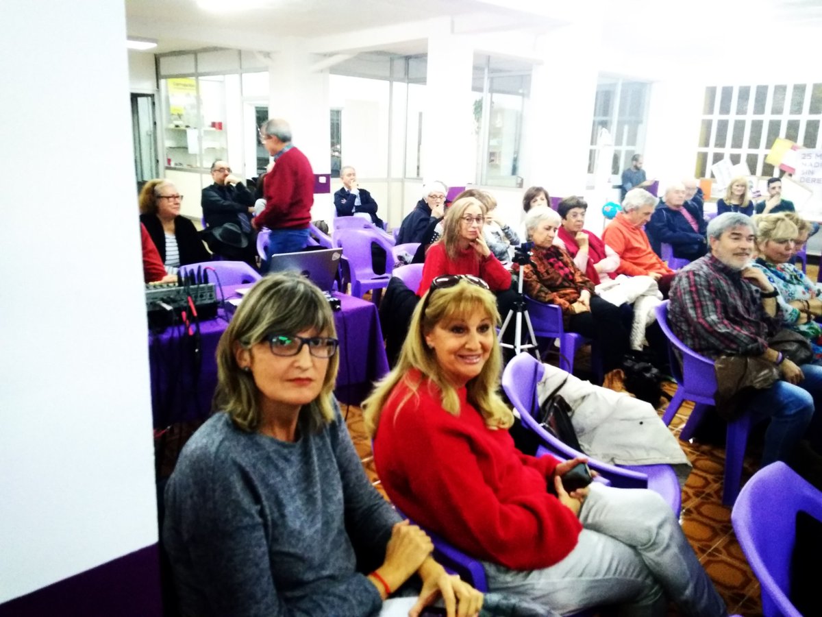 pacojesusg's tweet photo. @antigona_g  @LoloMerlin  y @fernandoquilis1 y @nur_2012_  de @AraEndavant1  en el debate Autonómico en #Alacant

#caminoalAytoAlicante https://t.co/mbjRXOsAUU