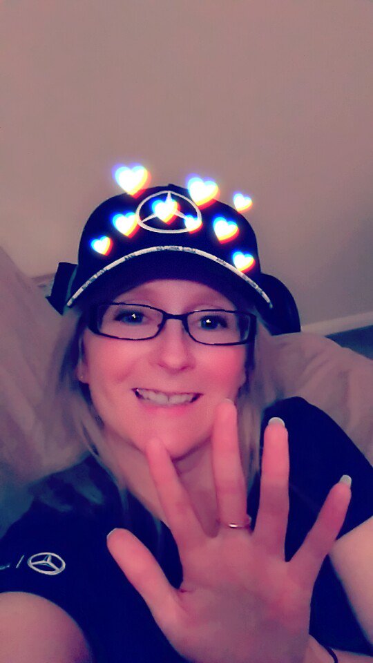 Blonde_Nutter's tweet photo. @Team_LH @LewisHamilton @MercedesAMGF1 Thank you Lewis, what an amazing achievement #LHFive #TeamLH #5xWC 🌟🌟🌟🌟🌟 https://t.co/df8KDtDmJH