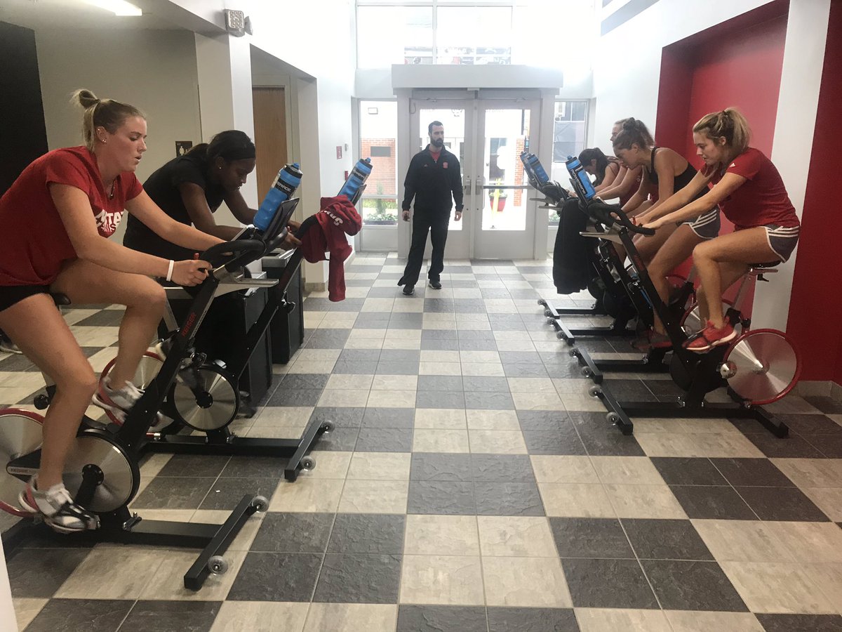 CoachEarnshaw's tweet image. #spincycle @PackWTennis