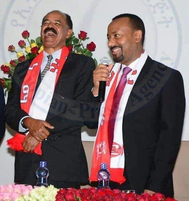fakkihm's tweet photo. الرئيس الإثيوبي يحاول ترويض اسياس افورقي ظنا منه بشرا ويعجبه ضحكه ونحن نقول له لا تظنن أن الذئب يبتسم https://t.co/T5rsZjyEau